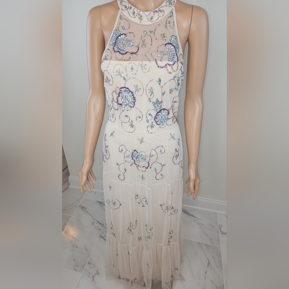 Adrianna Papell Sleeveless Halter Neck Beaded Mesh Keyhole Back Detail - Picture 7 of 12